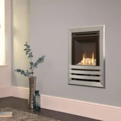 Flavel Windsor Contemporary HE Wall Mounted Manual Control Pebble Gas Fire Silver
